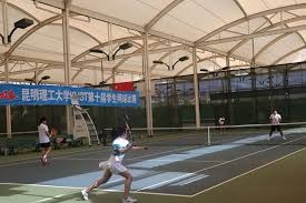 博彩中的“可获得性启发”：为什么看到别人赢大钱的报道会让你觉得中奖很容易？（别人中大奖的报道为何让你误以为中奖很容易：博彩中的可得性启发）