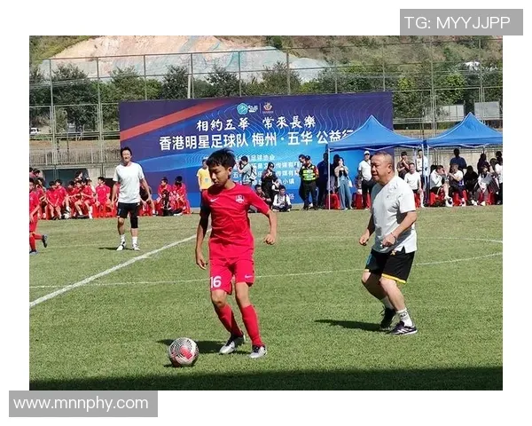 官方：苏格兰裁判沃尔什将执法欧冠第6轮拜仁vs葡体