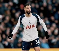 姆本扎：中国足球在精神层面需树立更坚定的目标，要重视青训